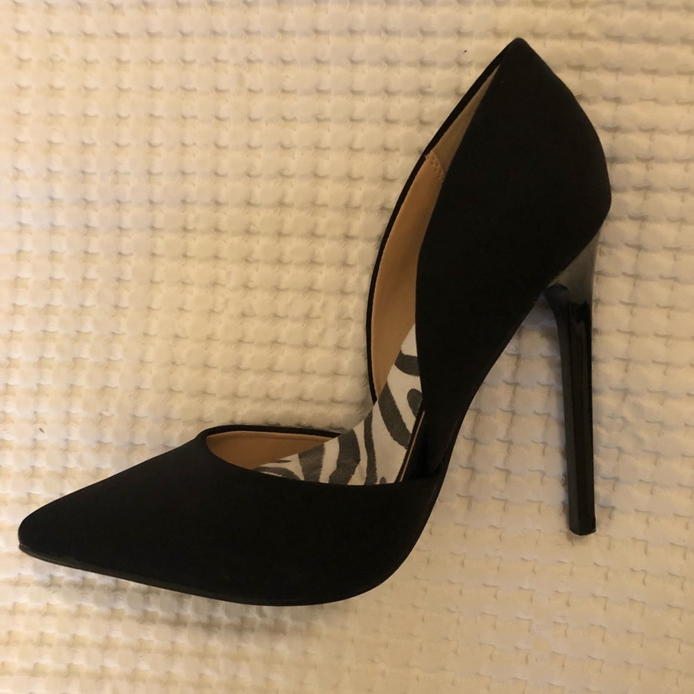 Black high heels 🖤💃🏼